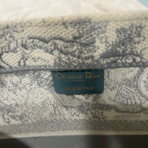 Dior Book Tote - Picture 4 of 5